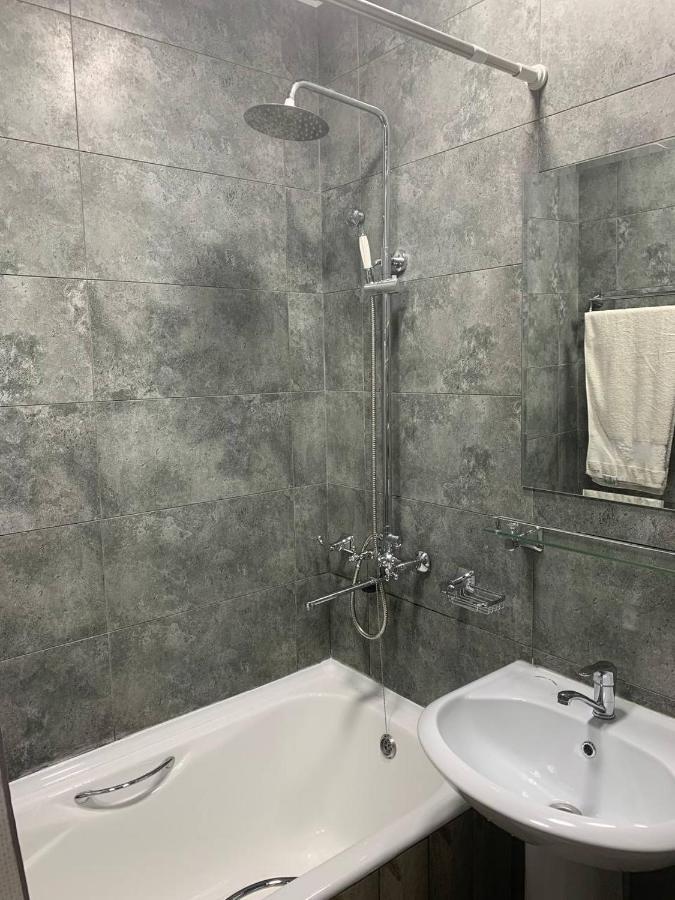 Apartment Tashkent 3 Bedrooms Kültér fotó